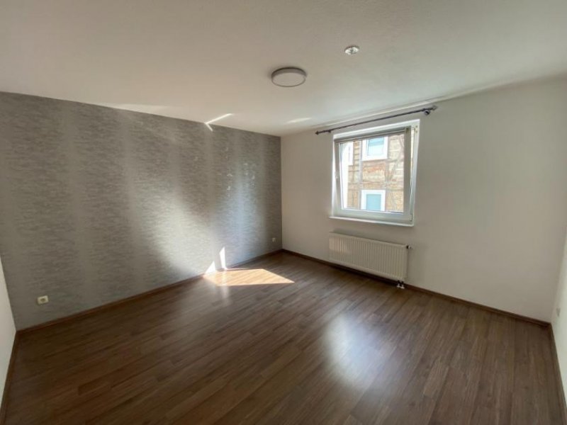 Holzminden Gemütliche 3-Zimmer-Mietwohnung mit Balkon und EBK, nähe Symrise Wohnung mieten