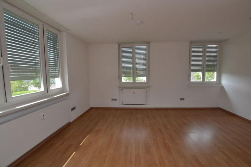 Stadtoldendorf renovierte 4-Zimmer-Wohnung mit Balkon in 37627 Stadtoldendorf Wohnung mieten