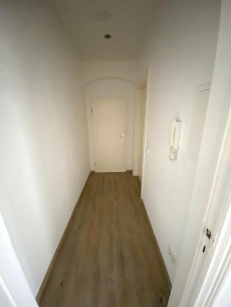 Magdeburg Nachmieter gesucht. sonnige preiswerte 2-R-Wohnung in MD-Alte Neustadt im BLK.54m² zu vermieten. Wohnung mieten