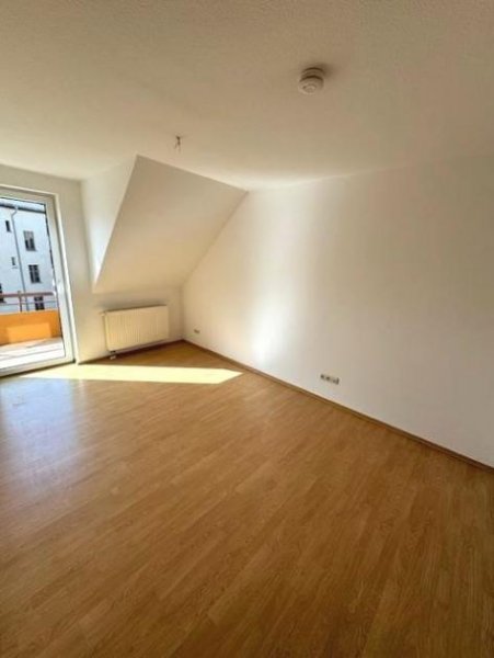 Magdeburg Wohnen über der Stadt 2-R-Wohnung in Magdeburg-Alte Neustadt ca.51m² 3.OG/DG.mit BLK. zu vermieten ! Wohnung mieten