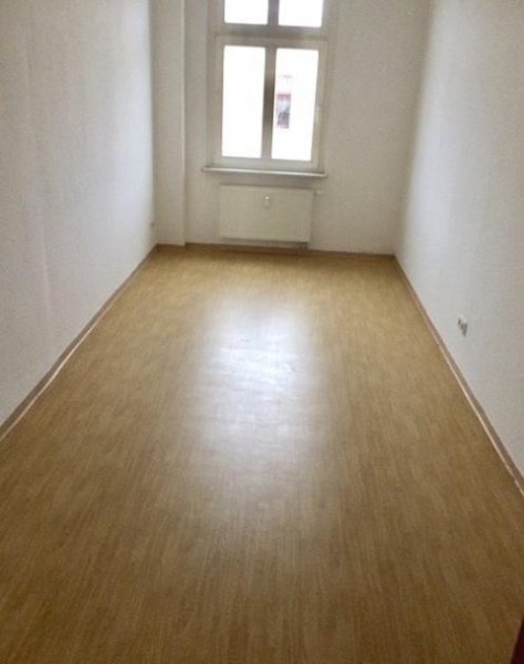 Magdeburg Sehr schöne preiswerte 2-R-Wohnung mit BLK.in MD-Sudenburg ca.74,09m² zu vermieten. Wohnung mieten