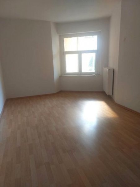 Magdeburg Sehr schöne preiswerte 2-R-Wohnung in 1.OG mit BLK.in MD-Sudenburg ca.74,09m² zu vermieten. Wohnung mieten