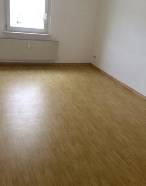 Magdeburg Sehr schöne preiswerte 3-R-Wohnung mit BLK.in MD-Sudenburg ca.74,09m² zu vermieten. Wohnung mieten