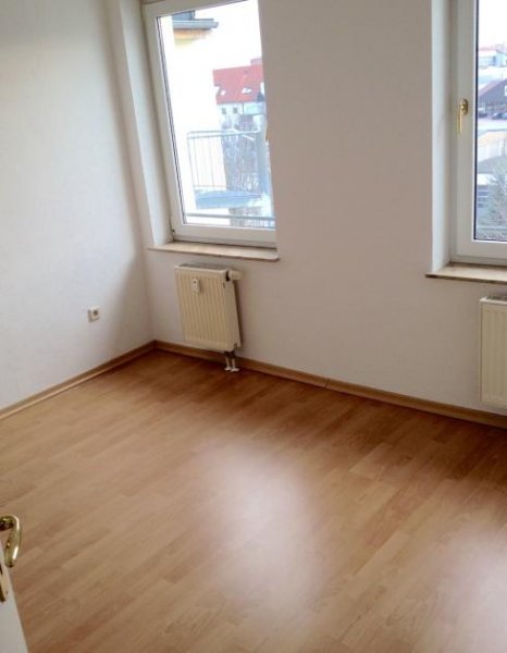 Magdeburg WG taugliche 3-R-Wohnung mit EBK. im DG ca.66 m² in MD- Sudenburg zu vermieten ! Wohnung mieten