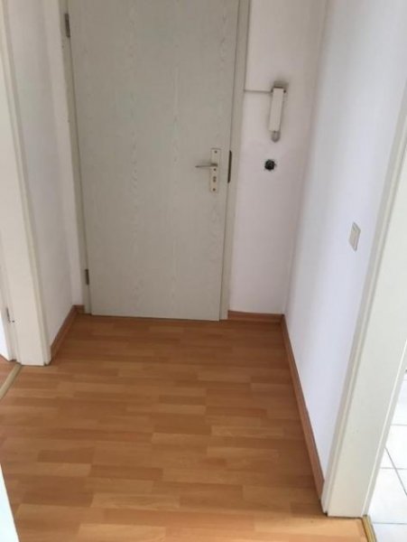 Magdeburg Preiswerte kleine schöne 2-R-Wohnung mit Balkon ca.46m² in MD-Lemsdorf zu vermieten. Wohnung mieten