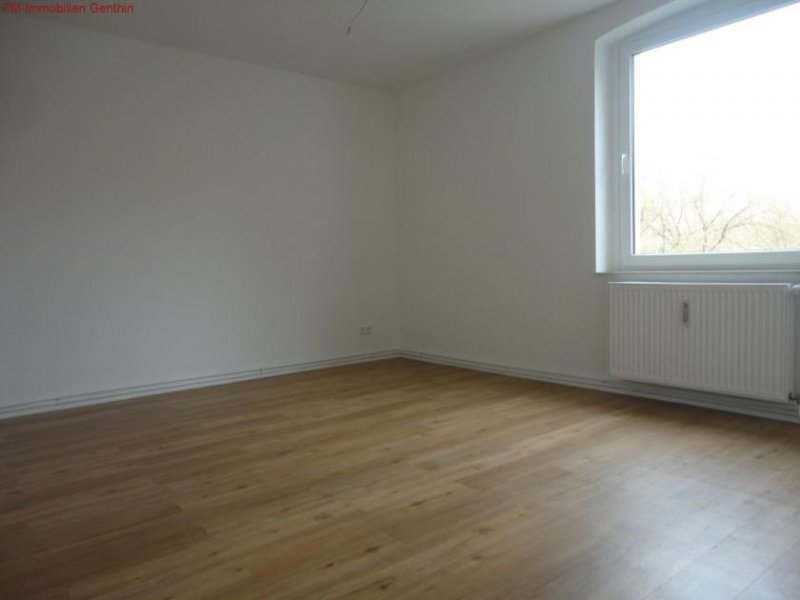 Genthin sanierte helle freundliche 3 Zimmer Wohnung in der Hasenholztrift 10 im 1.OG rechts Wohnung mieten