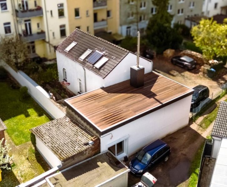 Düsseldorf Appartement in absoluter Traumlage - vollmöbliert mit Gartennutzung Wohnung mieten