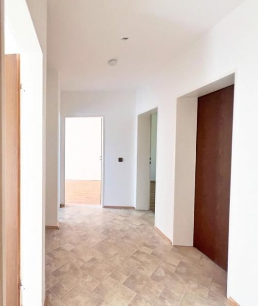 Mönchengladbach ++Sonne, Raum und Aussicht!++Erlebe das Leben mit Sonnen-Balkon, 3 Räume auf 71 m² in Top-Lage! Wohnung mieten