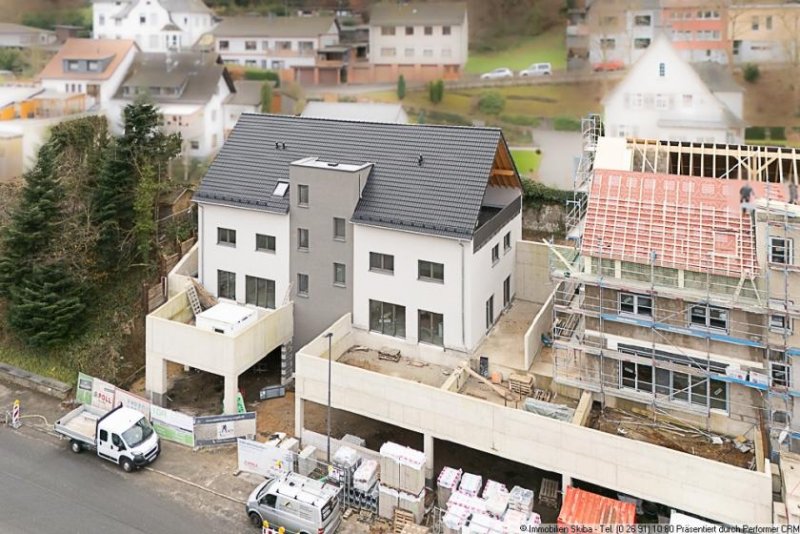 Adenau Neubau-Erstbezug: Erdgeschoss-Mietwohnung (links) mit Aufzug in Adenau Wohnung mieten