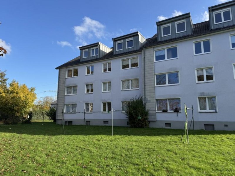 Siegburg SIEGBURG ZANGE, 2 Zimmer-Wohnung im EG ca. 63 m² Wfl. Diele, Bad, Balkon, EBK, Wasch,- Trockenraum Wohnung mieten