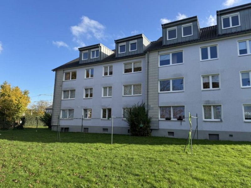 Siegburg SIEGBURG ZANGE, 2 Zimmer-Wohnung im EG ca. 63 m² Wfl. Diele, Bad, Balkon, EBK, Wasch,- Trockenraum Wohnung mieten