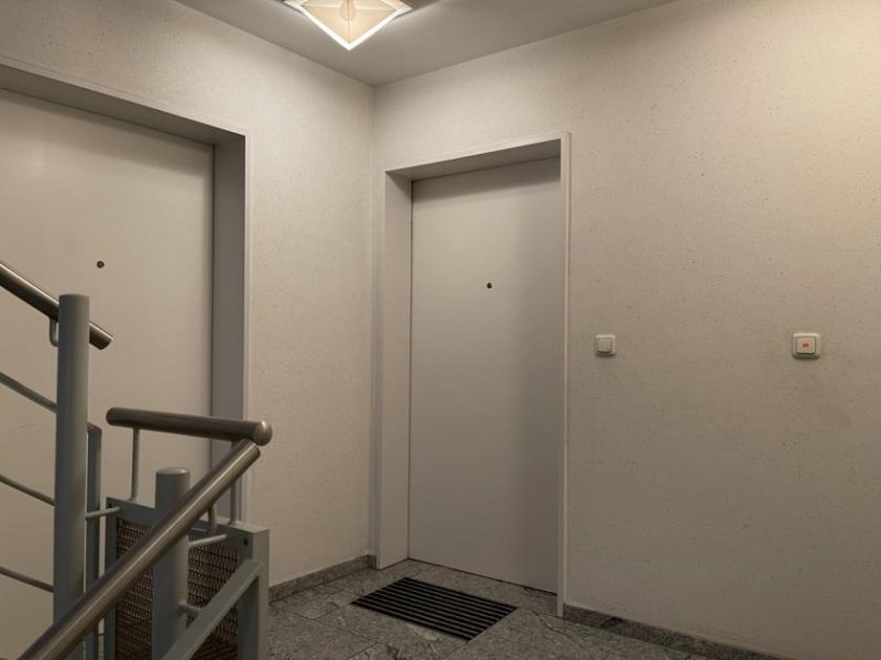 St. Augustin SANKT AUGUSTIN, helle 3 Zimmer Wohnung ca. 80 m² Wfl. mit eigener Terrasse, Garagen-Stellplatz Wohnung mieten