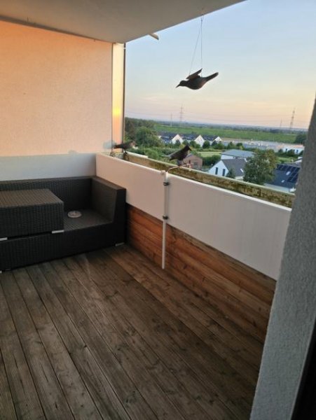 Troisdorf TROISDORF zentral und ruhig, top, gepflegte 3-4 Zi. im 6.OG, ca. 75 m² Wfl. mit Balkon, TG-Stellpl. Wohnung mieten