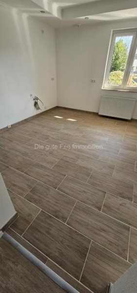 Wiltingen Schöne, helle, neu renovierte 3 ZKB - Wohnung mit Balkon Wohnung mieten