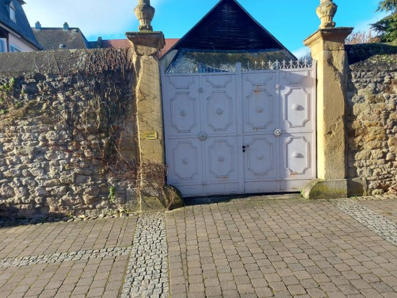 Bad Sobernheim Top-Gelegenheit! Wohnen in einem historischen Gebäude im Zentrum von Bad Sobernheim! Wohnung mieten