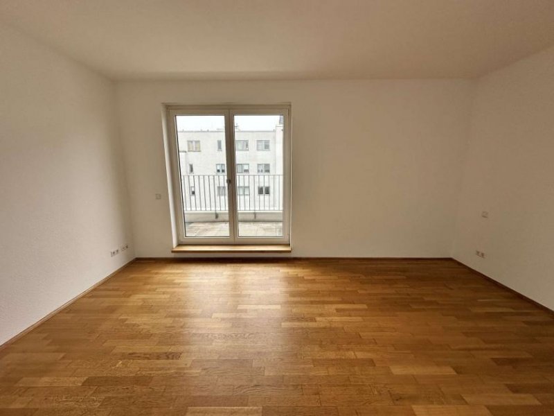 Frankfurt am Main Moderne Penthouse-Wohnung mit 3 Dachterrassen Wohnung mieten