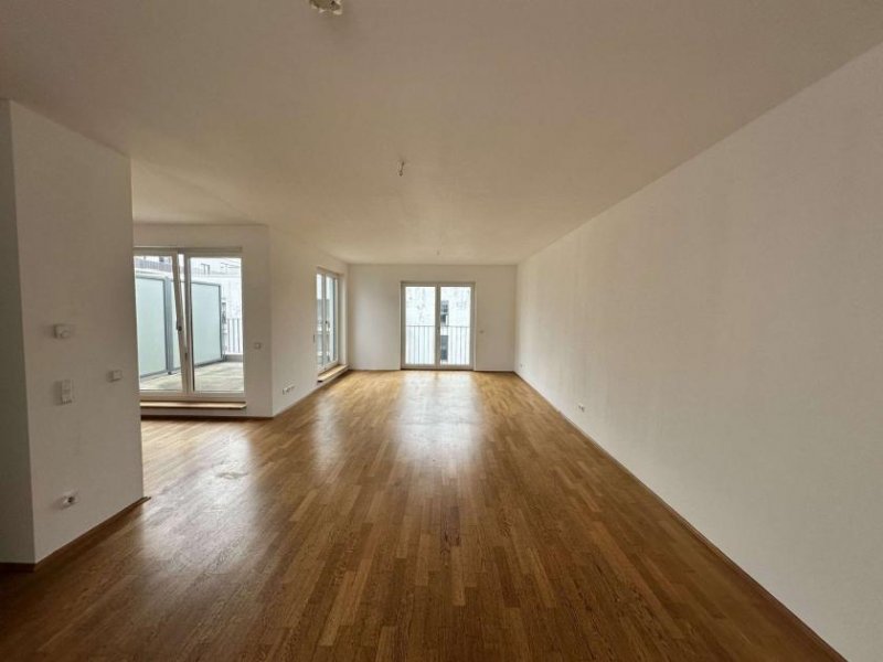 Frankfurt am Main Moderne Penthouse-Wohnung mit 3 Dachterrassen Wohnung mieten