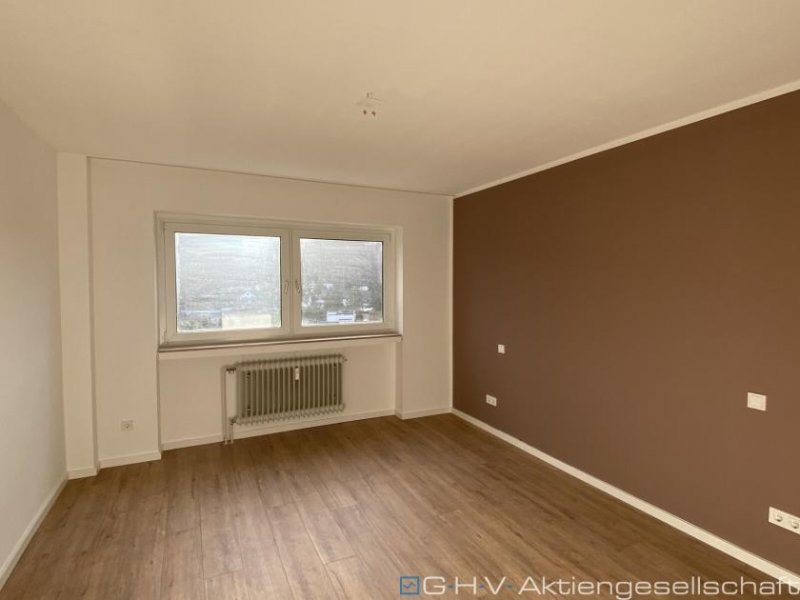 St. Ingbert 3-4 Zimmer, 2 Bäder, EBK, Balkon Wohnung in St. Ingbert-Süd Wohnung mieten