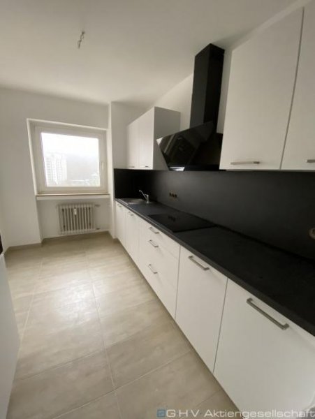 St. Ingbert 3-4 Zimmer, 2 Bäder, EBK, Balkon Wohnung in St. Ingbert-Süd Wohnung mieten