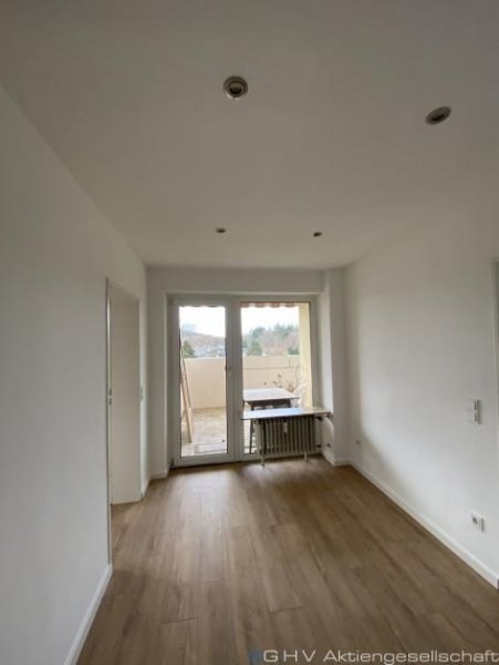 St. Ingbert 3-4 Zimmer, 2 Bäder, EBK, Balkon Wohnung in St. Ingbert-Süd Wohnung mieten