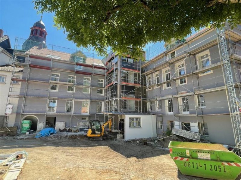 Kirchheimbolanden EUPORA® Immobilien: "Erstbezug", sanierte DG-Wohnung in der Altstadt in Kirchheimbolanden. Wohnung mieten