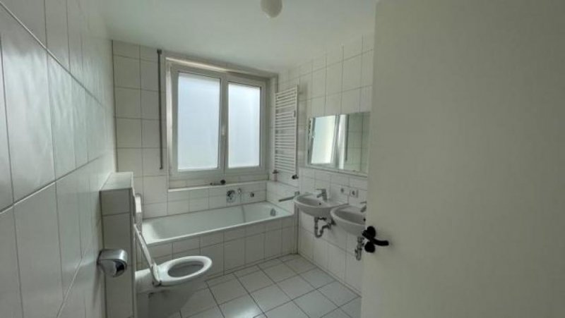 Böblingen Gardenapartment 3 room (2 Br) apartment in Böblingen - from April 1 Wohnung mieten