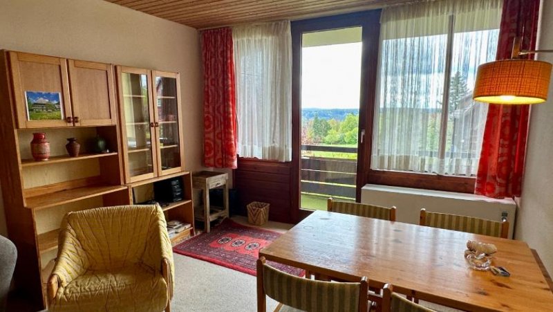 Bad Liebenzell Ruhige 2 Zimmerwohnung in idyllischer Lage mit Balkon und Garagenstellplatz Wohnung mieten