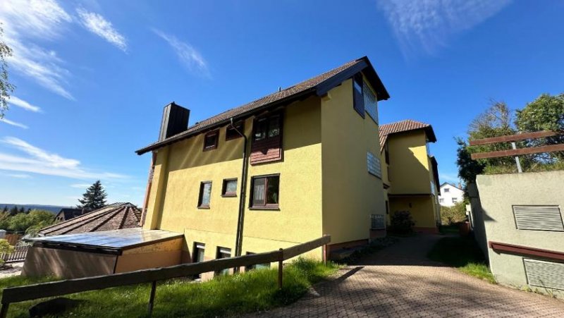 Bad Liebenzell Ruhige 2 Zimmerwohnung in idyllischer Lage mit Balkon und Garagenstellplatz Wohnung mieten