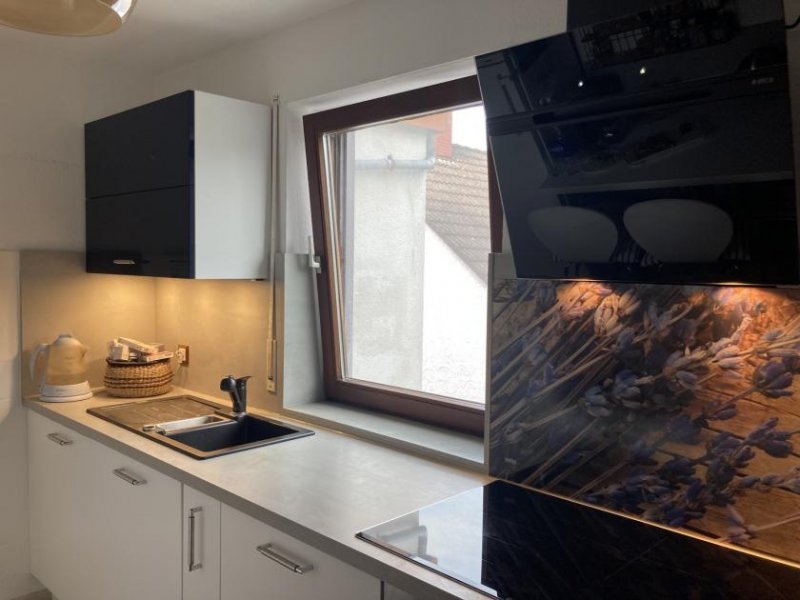 Gaggenau Moderne 3 Zimmer Wohnung mit EBK, Stellplatz und Balkon Wohnung mieten