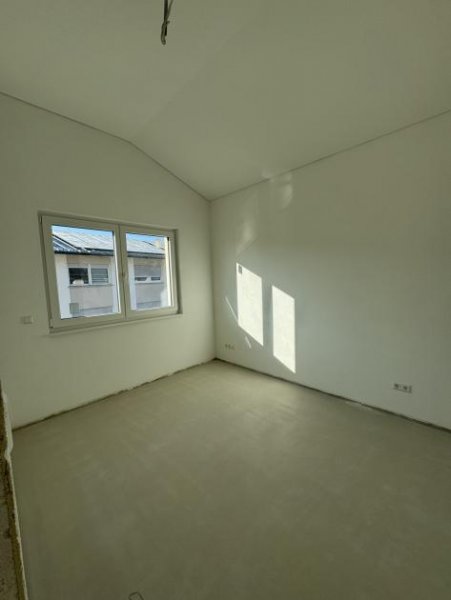 Waldshut-Tiengen Tiengen-3,0 Zimmer Dachgeschosswohnung mit Balkon ca. 100 m² mit Lift-ERSTBEZUG Wohnung mieten