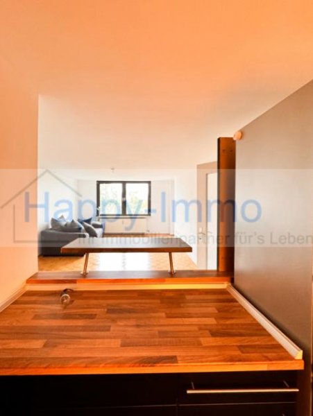 Unterhaching 2 Zimmerwohnung / Ostbalkon / offene Küche / ab sofort mieten / Unterhaching Wohnung mieten