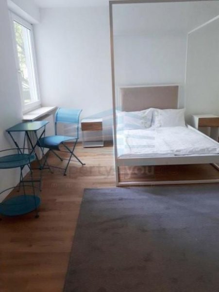 Unterhaching Luxuriös sanierte 3-Zimmer Wohnung mit Terrasse, Garage und Putzfee Wohnung mieten