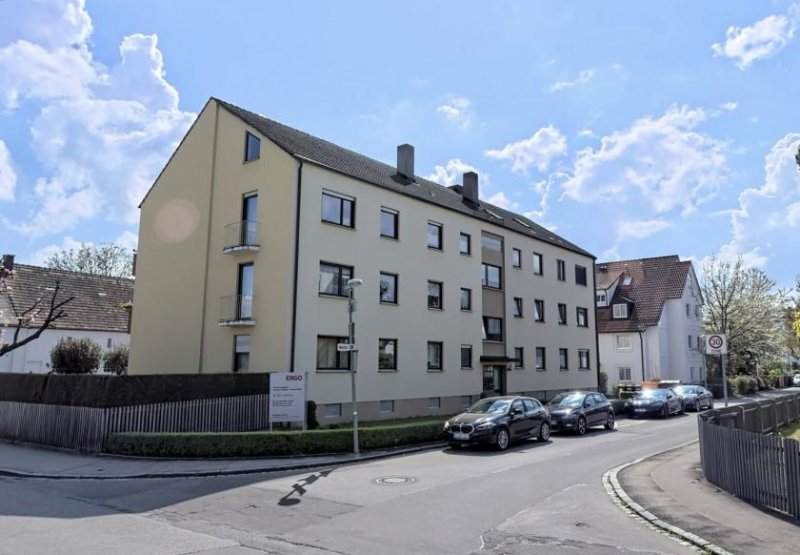 Augsburg Ideal geschnittene 3 ZKB Dachgeschosswohnung in ruhiger Lage von Augsburg - Haunstetten Wohnung mieten