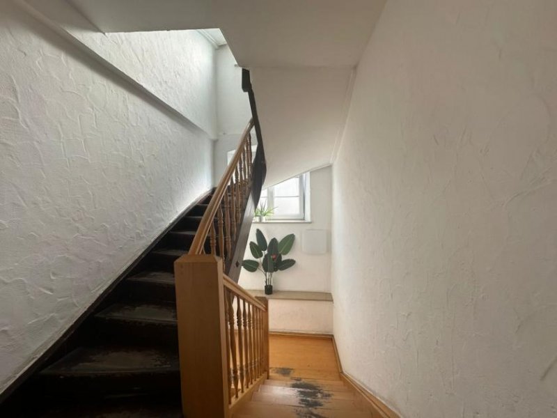 Leutkirch im Allgäu Großzügige, helle 5-Zimmer Wohnung in denkmalgeschütztem Gebäude in der Altstadt von Leutkirch! Wohnung mieten