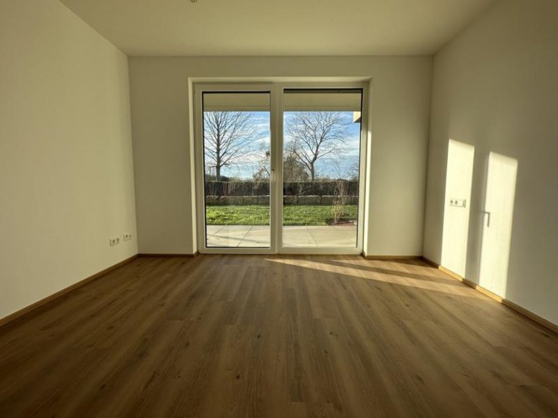 Leutkirch im Allgäu Hochwertige 2-Zimmer-Wohnung mit Terrasse + Gartenanteil in bester Lage von Leutkirch zu vermieten Wohnung mieten