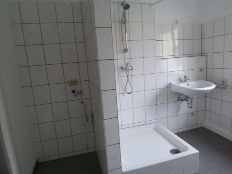 Neu-Ulm Ruhige Altbau Wohnung 2 Zi.Küche u.Bad in Neu-Ulm City ! Wohnung mieten