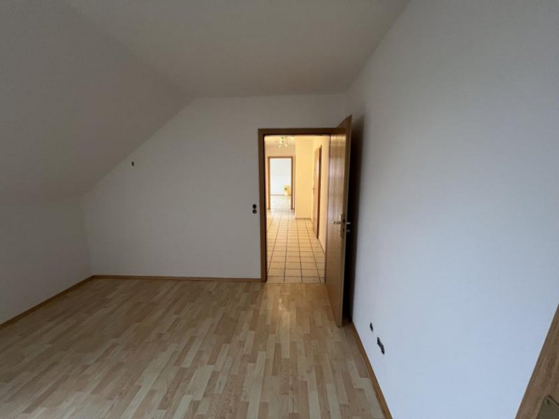 Ruhstorf an der Rott 3 Zimmerwohnung / DG in Ruhstorf Wohnung mieten