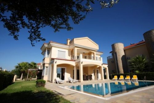 Antalya Teure Häuser Freistehende Villa mit Privatpool und Garten zu vermieten Haus 