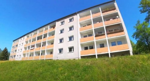 Markneukirchen Provisionsfreie Immobilien Helle Wohnung m.Loggia in Markneukirchen / Vogtland Haus 