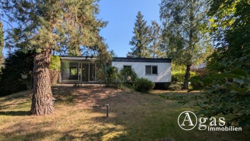 Berlin Immobilien attraktiver Bungalow mit Sauna und großem Garten in Berlin-Kladow Haus 