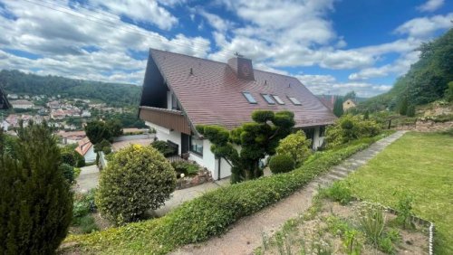 Calw Immobilien Black Forest - Calw Poolvilla in Panoramalage! Ab/From Oktober/October 3 Haus 