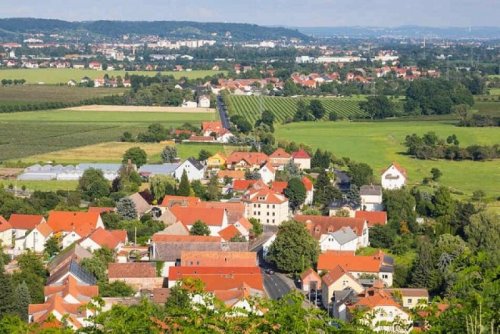 Coswig (Landkreis Meißen) Immo MFH mit tollem Flair und soliden Mietern - zwischen DD und MEI in Coswig Haus kaufen