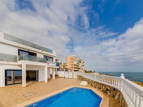 Torrevieja Immobilien Einzigartige geräumige Villa in erster Meeres-Linie mit atemberaubenden Ausblick Haus kaufen