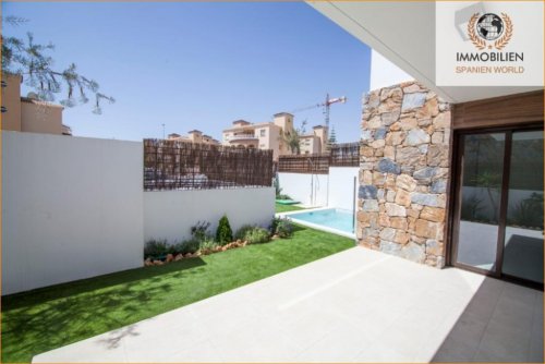 Orihuela / Dehesa de Campoamor Wohnungen Freistehende Neubauvilla mit Privatpool in Campoamor/Orihuela Costa Haus kaufen