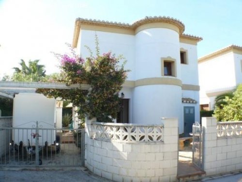 Denia Wohnungen Strandnahe Villa 400m zum Sandstrand, 4,5 km zum Zentrum Haus kaufen