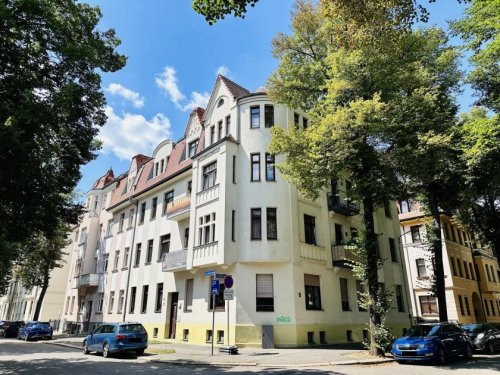 Zwickau Terrassenwohnung Vermietete 2-Raum-Wohnung mit Balkon in attraktiver Lage! Wohnung kaufen