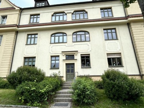 Zwickau Immobilien Schöne 2-Raum-Whg. in guter Wohnlage mit Balkon, EBK, Stellplatz und Tageslichtbad! Wohnung kaufen