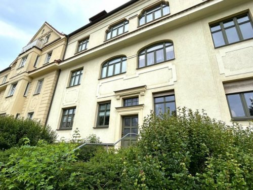 Zwickau Immobilien Inserate Vermietete 3-Raum-Wohnung mit Balkon und Stellplatz nähe HBK! Denkmalschutz! Wohnung kaufen