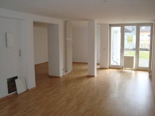 Hohenstein-Ernstthal Immo Große 2-Zimmer mit Terrasse, Tiefgarage, Lam. und Wanne in ruhiger Lage! Gewerbe kaufen