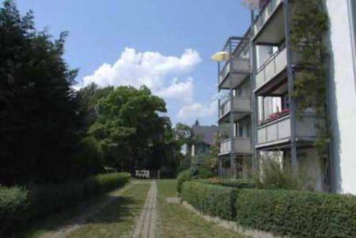 Flöha Wohnungen im Erdgeschoss Kapitalanlage - vermietete 2 Zimmerwohnung, Tiefgaragenstellplatz und Außenstellplatz Wohnung kaufen